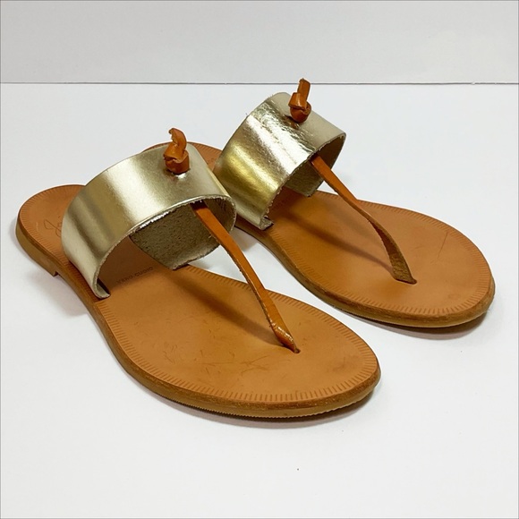 Joie Nice Gold Tone Leather Thong Sandal - Picture 2 of 9